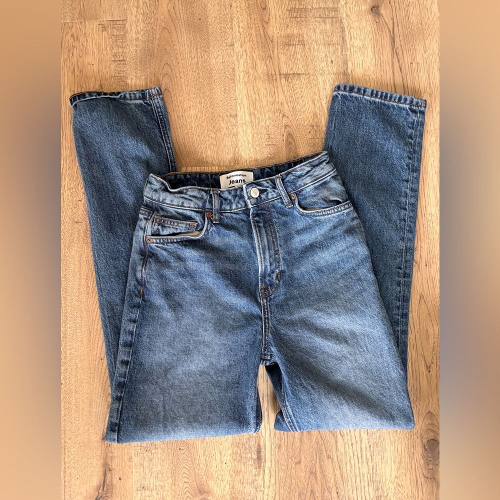 Reformation Liza Ultra High Rise Straight jeans EUC size 26